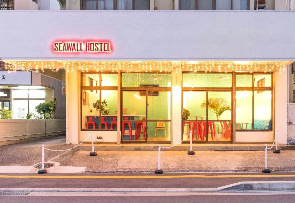 シーウォールホステル 北谷町 を宿泊予約 23年安い料金プラン 口コミ 部屋写真 Trip Com