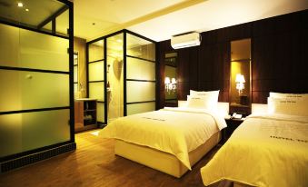 Hotel the Ann - Housity