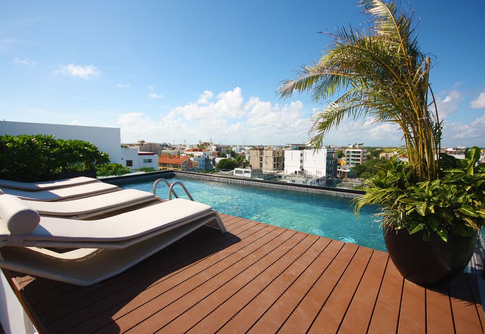 It Building 402 by IMexico-Playa del Carmen Updated 2023 Room ...