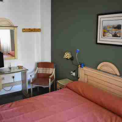 Hotel Los Bartolos Rooms