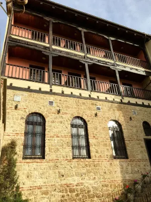 Varosi 4 Seasons Hotels in Naousa
