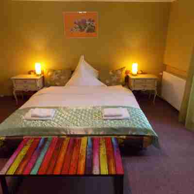 Le Petit Breuil Rooms