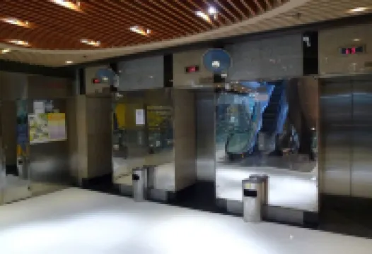 香港九龍旺角1812賓館