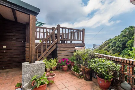 Jiufen Wensing House