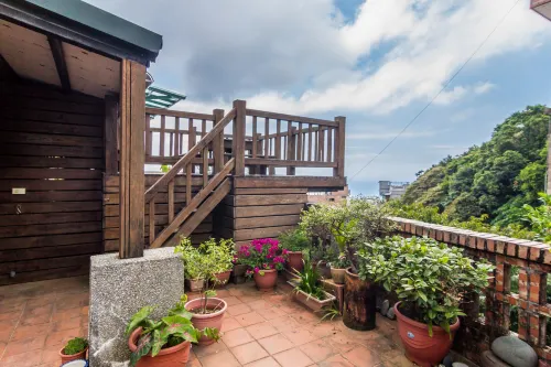 Jiufen Wensing House