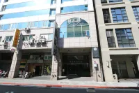 NK ホステル 草苺屋 各国代購 団購 批発 零售周辺のホテル