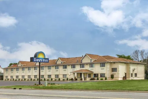 Quality Inn & Suites Hôtels à : Benton Charter Township