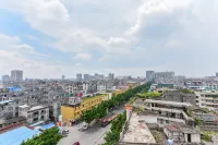 Qianyi Yicheng Hotel (Yulin Shizi Street Yuntian Palace) - 3성급