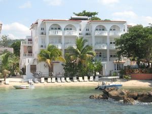 Franklyn D Resort & Spa All Inclusive