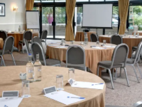 Plus Pinewood on Wilmslow Hotel Cheshire Hotels in Handforth