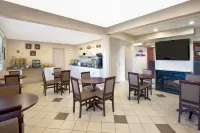 Howard Johnson by Wyndham Red Deer Hotels in Red Deer County