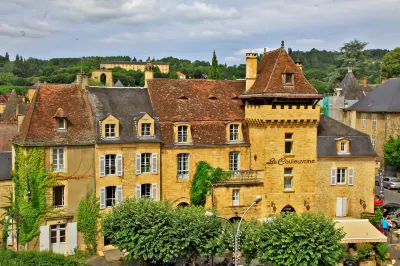 Hôtel la Couleuvrine Sarlat Centre Ville Hotels in der Nähe von Les Noyeraies du Landers