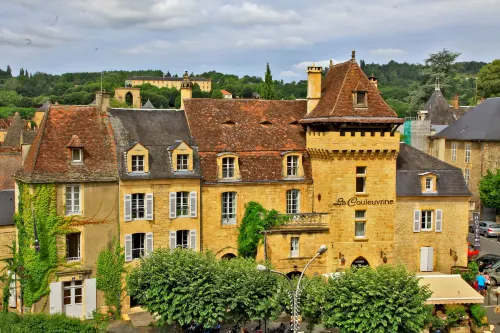 Hôtel la Couleuvrine Sarlat Centre Ville