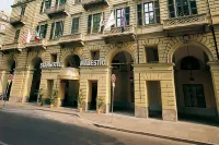 스타호텔 마제스틱 Trg Castello 주변 호텔