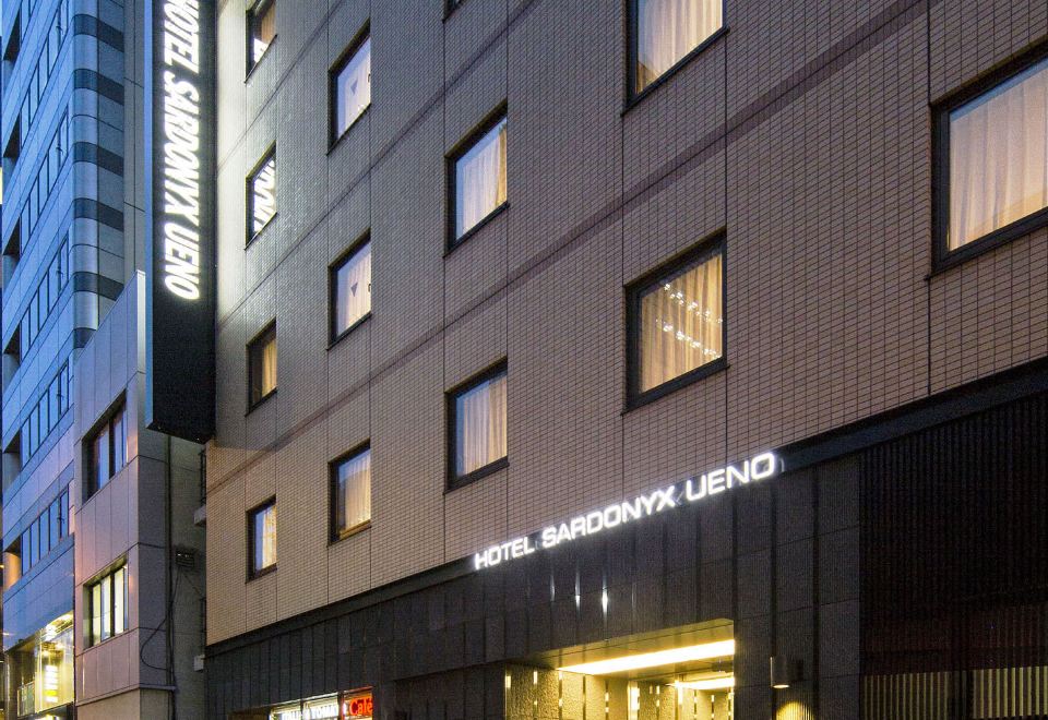 호텔 사도닉스 우에노
