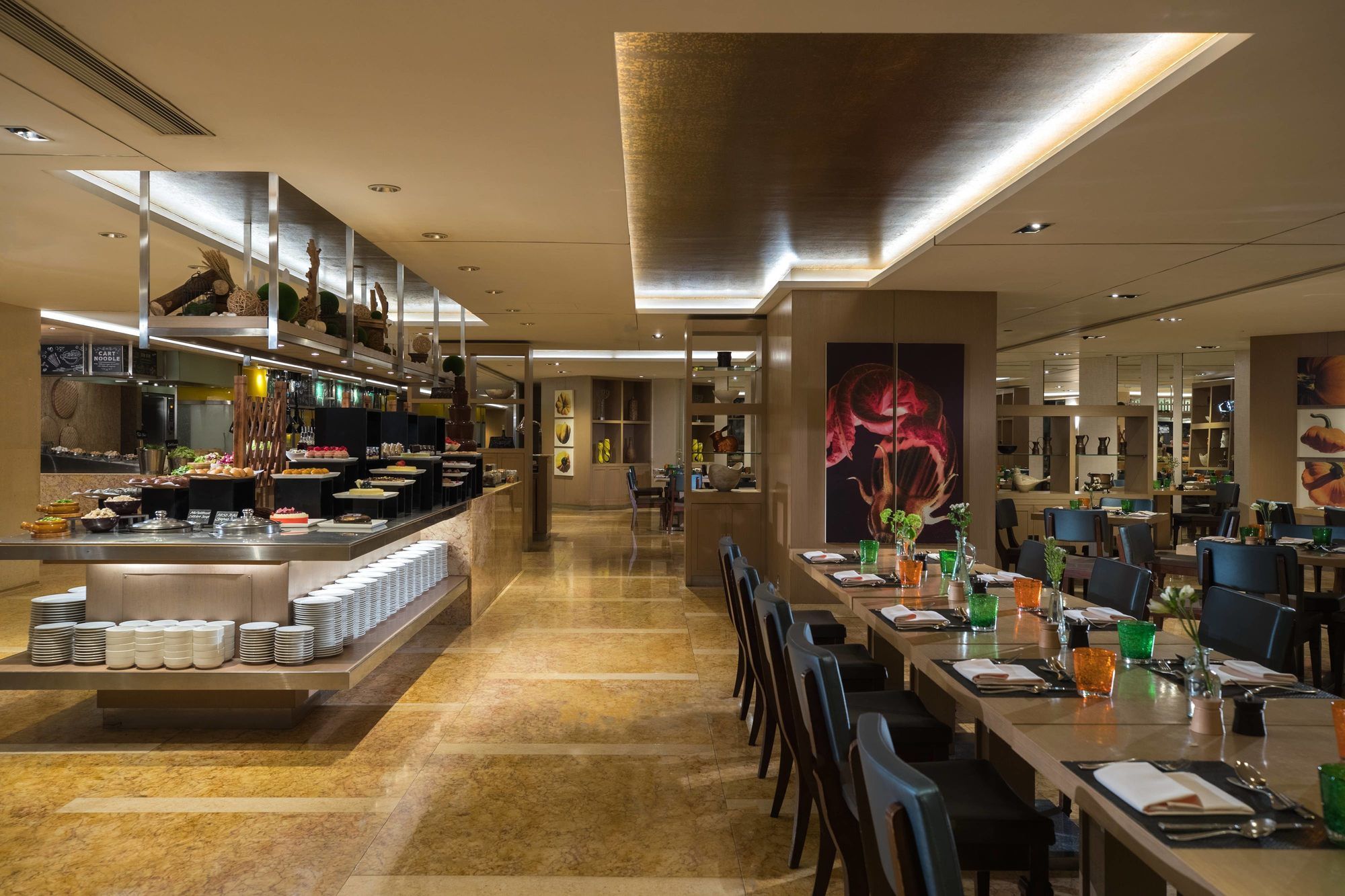 ルネッサンス ハーバービュー ホテル 香港の写真 22年の部屋 お風呂 レストランと食事の写真 Trip Com