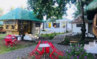 Golden Vine Beach Resort - Housity