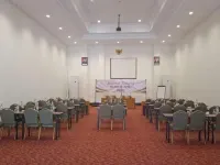 Same Hotel Cepu Hotels in Cepu