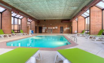 Comfort Inn & Suites Evansville Airport