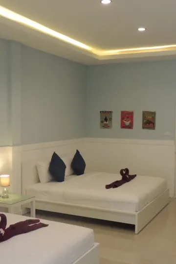 ห้องพักได้ 4 คนพร้อมลาน