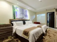 Travellers Hotel Phinisi Hotel di Kota Makassar