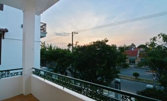 Red Rose Villa Hoi An