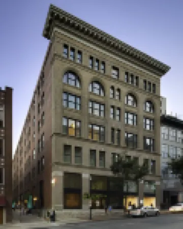 銀行家巷酒店納什維爾, 希爾頓Tapestry精選酒店