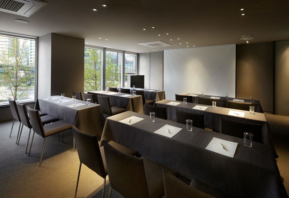 3. 신라스테이 구로..