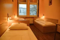 Do Step Inn Home - Hotel & Hostel