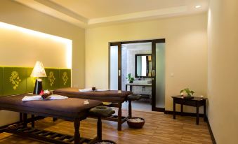 Ketapang Indah Hotel - Housity