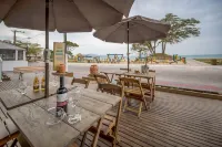 Hotel Monteiro Canasvieiras Hotels in Florianopolis