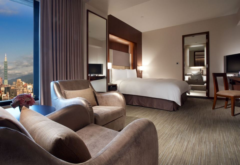 1. 파크 타이페이 ..