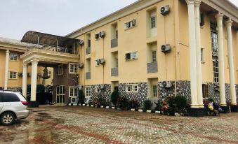 Feligold Royal Hotel Benin