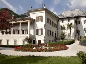 Villa Sizzo Relais B&B