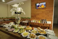 Hotel Maestro Premium Cascavel - พร้อมอาหารเช้า