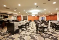 Wyndham Sacramento Hotels in McClellan Park