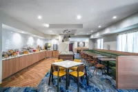 Fairfield Inn & Suites Memphis I-240 & Perkins - breakfast