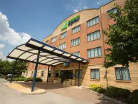 CBH Knowsley Inn & Lounge Hotels near Croxteth