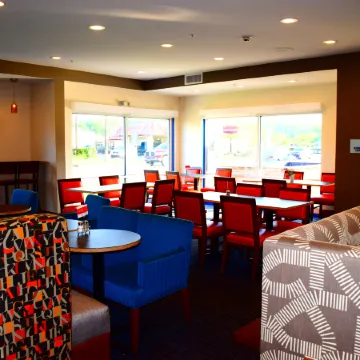 Holiday Inn Express & Suites ITHACA by IHG