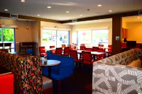 Holiday Inn Express & Suites Ithaca Hotels in Ithaca