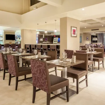 Holiday Inn TORONTO INTERNATIONAL AIRPORT by IHG