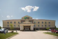 Holiday Inn Express & Suites Northwood