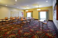 Holiday Inn Express & Suites INDIANAPOLIS NORTH - CARMEL by IHG Hotels in Carmel