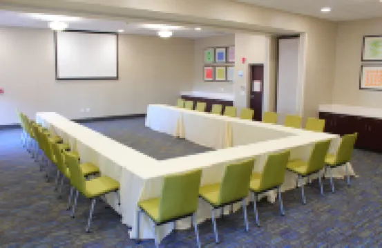 Holiday Inn Express & Suites NAPA VALLEY-AMERICAN CANYON by IHG