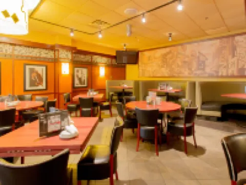 ฮอลิเดย์ อินน์ ชิคาโก โอแฮร์ แอเรีย บาย IHG โรงแรมในชิคาโก