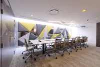 홀리데이 인 랭스 상트르