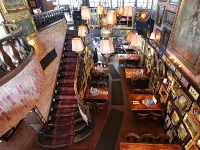 Hotel Und Restaurant Löwenbräu Köln Отели рядом с достопримечательностью «Площадь Альтер Маркт»