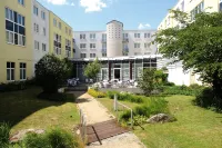 NH Frankfurt Airport West Hotels in Raunheim
