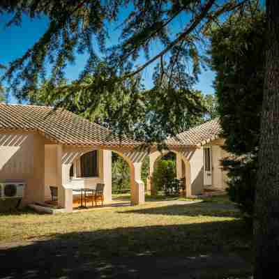 Domaine du Val de Cèze Hotel Exterior