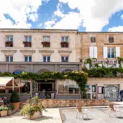 Logis Hôtel les Glycines Hotel Exterior